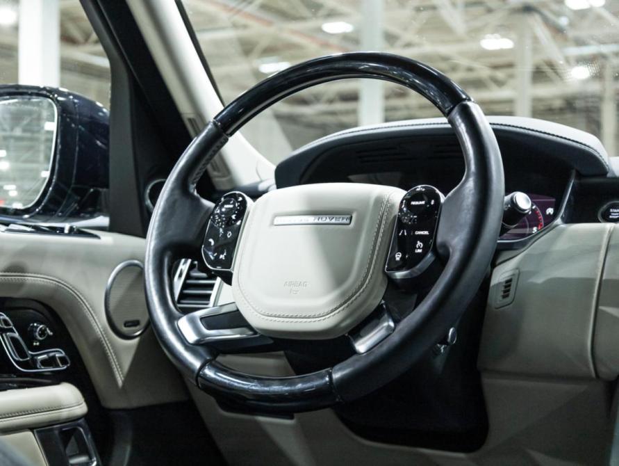 Land Rover Range Rover IV Рестайлинг Санкт-Петербург  - изображение 22