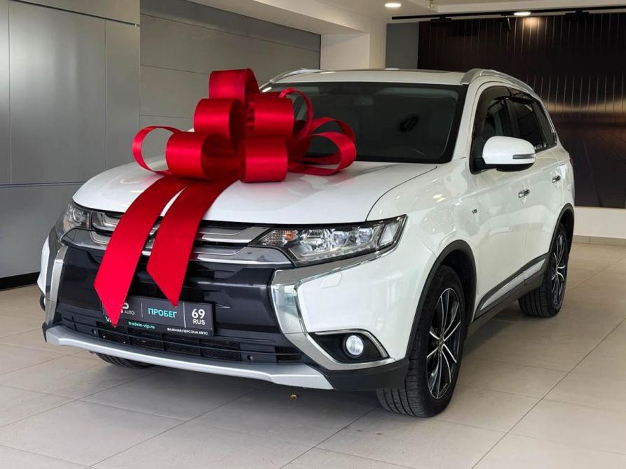 Mitsubishi Outlander III Рестайлинг 2 Тверь  - изображение 1