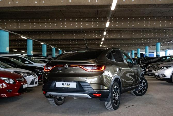 Renault Arkana I с пробегом 2020 года, цена 1 769 000 рублей, 125353 км, внедорожник, Автокод Объявления