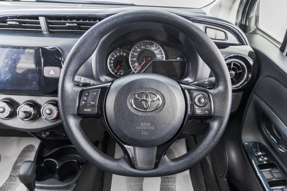 Toyota Vitz III (XP130) Рестайлинг 2 Барнаул  - изображение 14