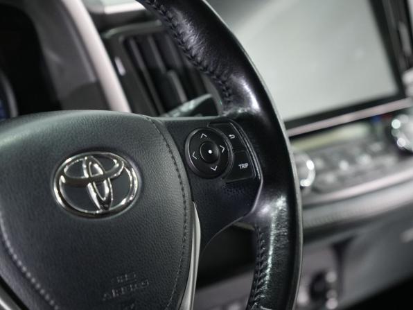 Toyota RAV4 IV (XA40) Рестайлинг с пробегом 2018 года, цена 2 780 000 рублей, 60656 км, внедорожник, Автокод Объявления