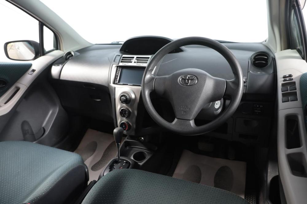 Toyota Vitz II (XP90) Новосибирск  - изображение 10