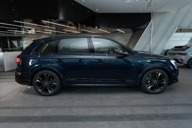 Новый Audi Q7 II (4M) Рестайлинг 2 2025 года, цена 14 248 000 рублей, внедорожник, Автокод Объявления