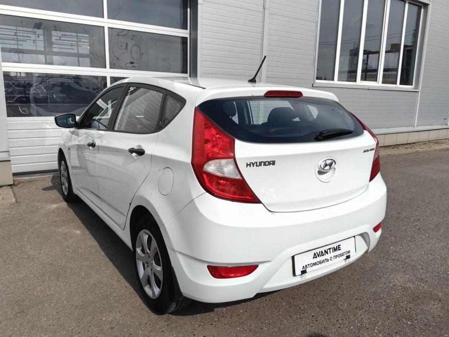 Hyundai Solaris I Москва  - изображение 8
