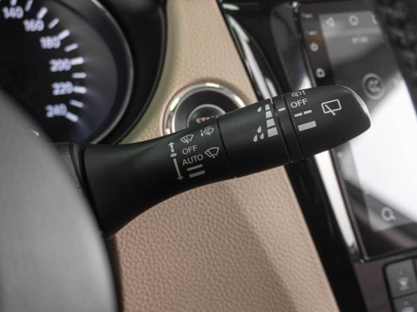 Nissan X-Trail III Рестайлинг с пробегом 2018 года, цена 2 199 000 рублей, 93477 км, внедорожник, Автокод Объявления