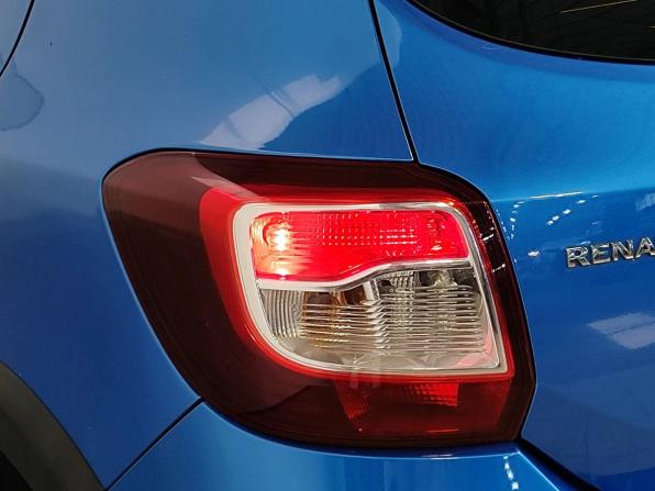 Renault Sandero II с пробегом 2016 года, цена 1 029 000 рублей, 133694 км, хэтчбек, Автокод Объявления