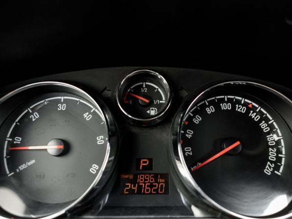 Opel Antara I Рестайлинг с пробегом 2013 года, цена 1 050 000 рублей, 247620 км, внедорожник, Автокод Объявления