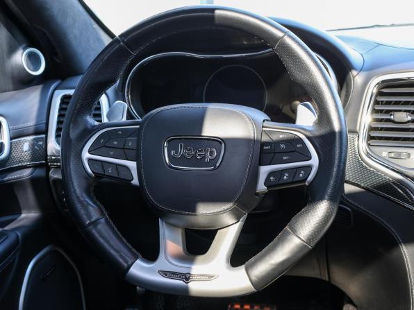 Jeep Grand Cherokee IV (WK2) Рестайлинг с пробегом 2018 года, цена 9 900 000 рублей, 69022 км, внедорожник, Автокод Объявления