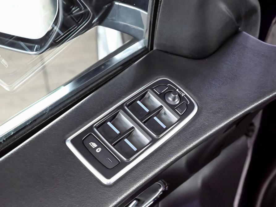 Jaguar F-Pace I Екатеринбург  - изображение 17