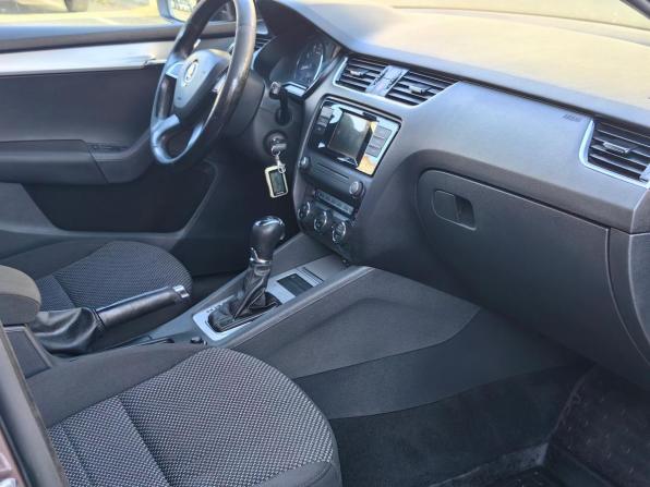 Skoda Octavia III (A7) с пробегом 2015 года, цена 1 080 000 рублей, 154000 км, лифтбек, Автокод Объявления