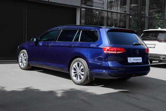 Volkswagen Passat B8 с пробегом 2018 года, цена 2 150 000 рублей, 186210 км, универсал, Автокод Объявления
