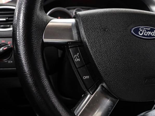 Ford Focus II Рестайлинг с пробегом 2008 года, цена 529 000 рублей, 244593 км, седан, Автокод Объявления