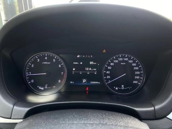 Hyundai Genesis II с пробегом 2014 года, цена 1 629 000 рублей, 233044 км, седан, Автокод Объявления
