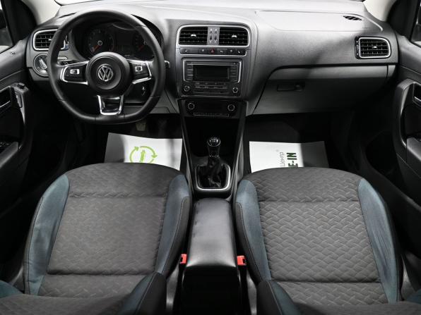 Volkswagen Polo V Рестайлинг с пробегом 2020 года, цена 1 245 000 рублей, 149288 км, седан, Автокод Объявления