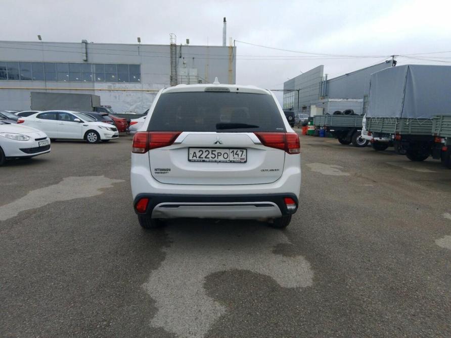 Mitsubishi Outlander III Рестайлинг 2 Пермь  - изображение 4