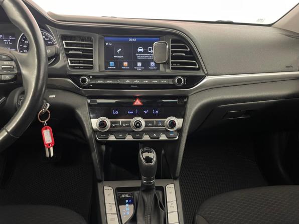 Hyundai Elantra VI (AD) Рестайлинг с пробегом 2019 года, цена 1 725 000 рублей, 102965 км, седан, Автокод Объявления