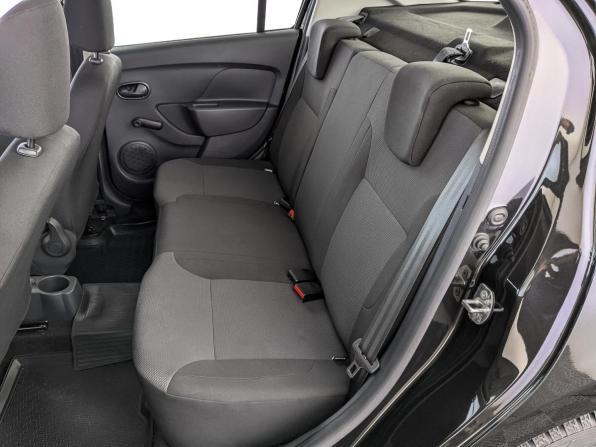 Renault Logan II Рестайлинг с пробегом 2021 года, цена 1 169 000 рублей, 23874 км, седан, Автокод Объявления