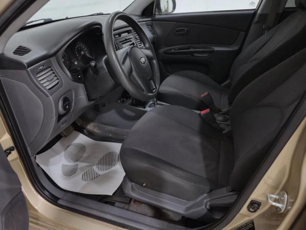 Kia Rio II Рестайлинг с пробегом 2010 года, цена 550 000 рублей, 160500 км, седан, Автокод Объявления