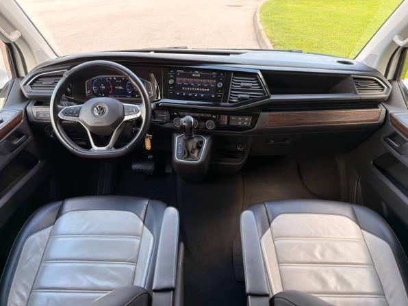 Volkswagen Multivan T6 Рестайлинг с пробегом 2020 года, цена 6 200 000 рублей, 99556 км, минивэн, Автокод Объявления