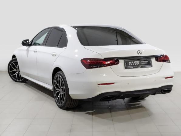 Mercedes-Benz E-Класс V (W213 S213 C238) Рестайлинг с пробегом 2021 года, цена 4 150 000 рублей, 70800 км, седан, Автокод Объявления