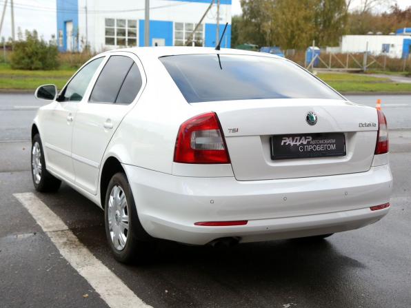 Skoda Octavia II (A5) Рестайлинг с пробегом 2012 года, цена 882 000 рублей, 206500 км, лифтбек, Автокод Объявления