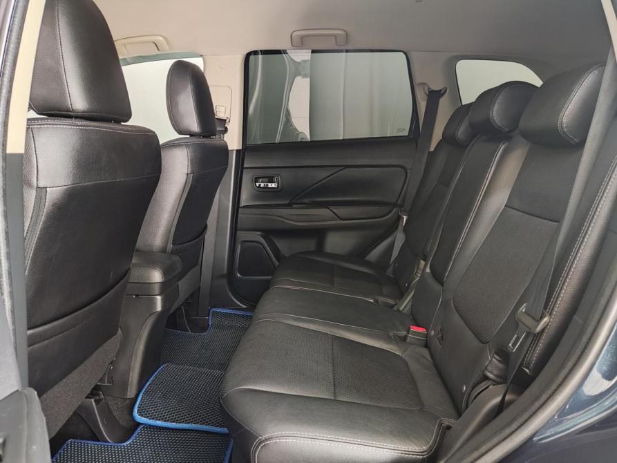 Mitsubishi Outlander III Рестайлинг 3 Барнаул  - изображение 18
