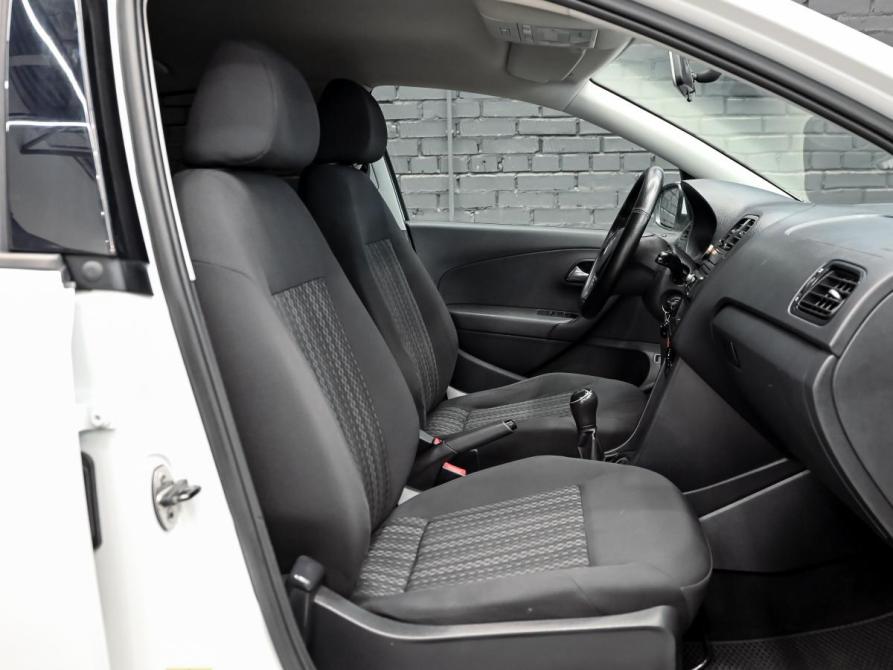 Volkswagen Polo V Рестайлинг Екатеринбург  - изображение 11