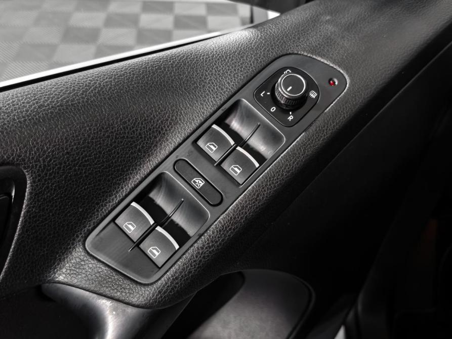 Volkswagen Tiguan I Рестайлинг Санкт-Петербург  - изображение 10