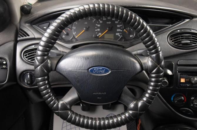 Ford Focus I с пробегом 2003 года, цена 229 000 рублей, 385335 км, седан, Автокод Объявления