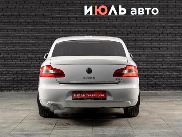 Skoda Superb II с пробегом 2011 года, цена 790 000 рублей, 377406 км, лифтбек, Автокод Объявления
