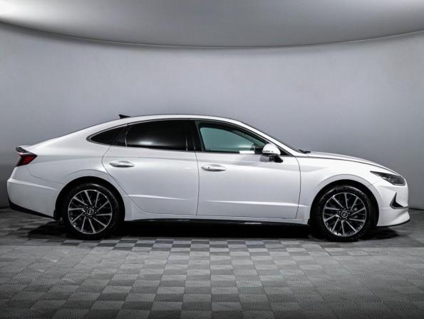 Hyundai Sonata VIII (DN8) с пробегом 2021 года, цена 2 750 000 рублей, 66657 км, седан, Автокод Объявления
