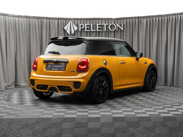 Mini Hatch III (F55/F56) с пробегом 2016 года, цена 2 680 000 рублей, 73290 км, хэтчбек, Автокод Объявления