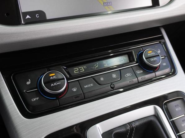 Geely Atlas I с пробегом 2019 года, цена 1 199 000 рублей, 219434 км, внедорожник, Автокод Объявления