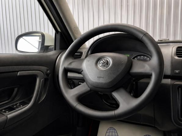 Skoda Fabia II Рестайлинг с пробегом 2013 года, цена 467 000 рублей, 230955 км, хэтчбек, Автокод Объявления