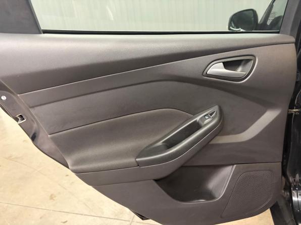 Ford Focus III с пробегом 2013 года, цена 767 000 рублей, 277568 км, универсал, Автокод Объявления