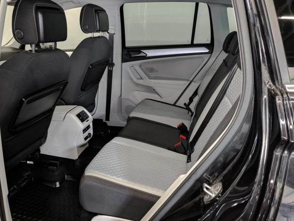 Volkswagen Tiguan II с пробегом 2017 года, цена 2 430 000 рублей, 114115 км, внедорожник, Автокод Объявления