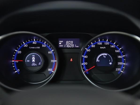 Hyundai ix35 I Рестайлинг с пробегом 2014 года, цена 1 090 000 рублей, 175091 км, внедорожник, Автокод Объявления