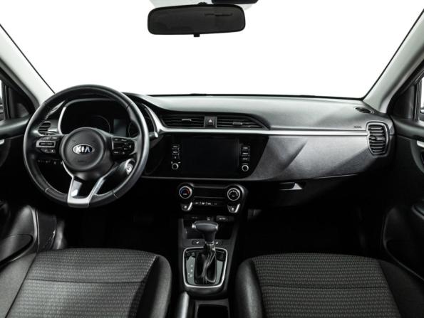 Kia Rio IV Рестайлинг с пробегом 2020 года, цена 1 915 000 рублей, 31061 км, седан, Автокод Объявления