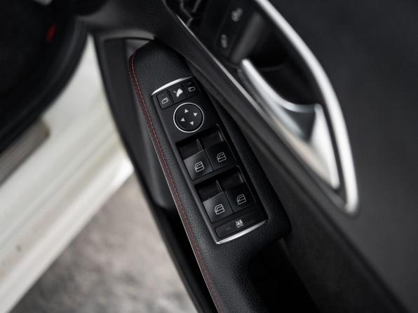 Mercedes-Benz A-Класс III (W176) с пробегом 2014 года, цена 1 390 000 рублей, 69500 км, хэтчбек, Автокод Объявления
