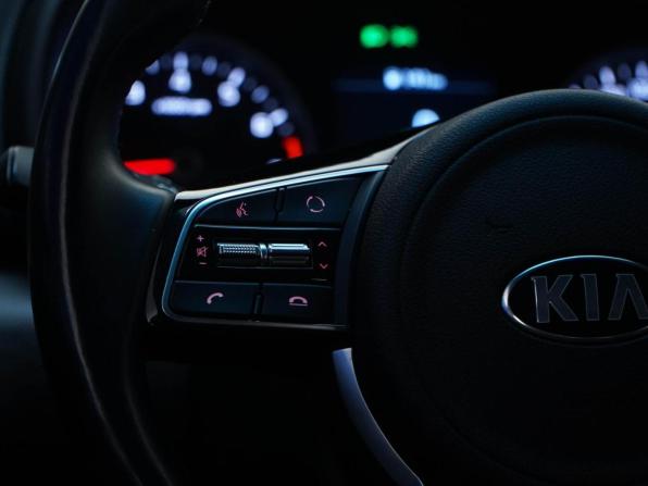 Kia Sportage IV Рестайлинг с пробегом 2021 года, цена 2 853 777 рублей, 36458 км, внедорожник, Автокод Объявления