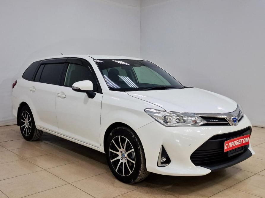 Toyota Corolla XI (E160 E170) Рестайлинг 2 Альметьевск  - изображение 3
