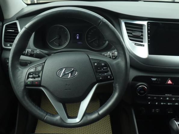Hyundai Tucson III с пробегом 2016 года, цена 1 927 000 рублей, 174864 км, внедорожник, Автокод Объявления