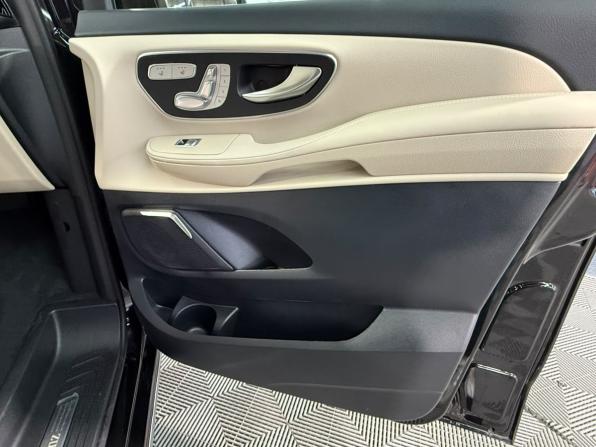 Mercedes-Benz V-Класс III (W447) Рестайлинг 2 с пробегом 2026 года, цена 15 200 000 рублей, 25 км, минивэн, Автокод Объявления