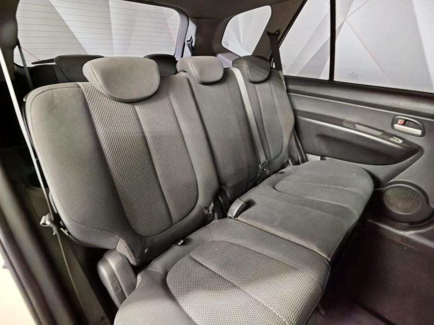 Kia Carens II (UN) Москва  - изображение 16