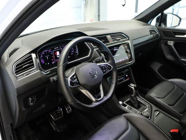 Volkswagen Tiguan II Рестайлинг с пробегом 2022 года, цена 3 749 000 рублей, 46660 км, внедорожник, Автокод Объявления