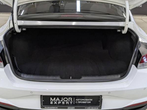 Hyundai Elantra VII (CN7) с пробегом 2022 года, цена 1 960 000 рублей, 88531 км, седан, Автокод Объявления