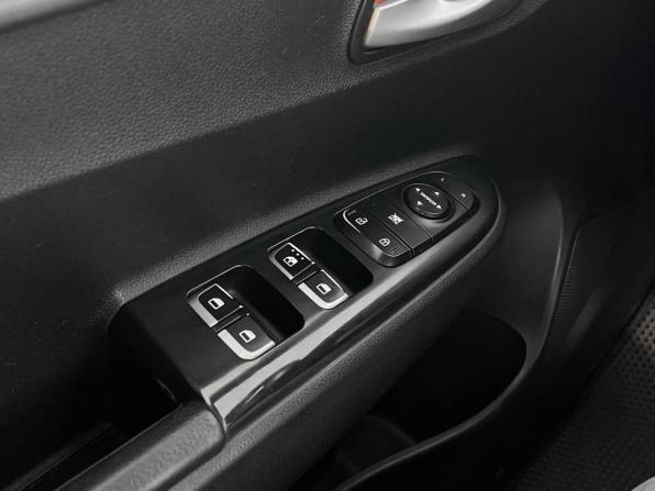 Kia Rio IV с пробегом 2019 года, цена 749 900 рублей, 218196 км, седан, Автокод Объявления