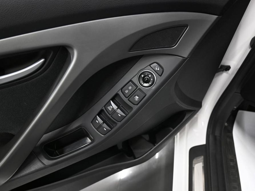 Hyundai Elantra V (MD) Рестайлинг Тверь  - изображение 22