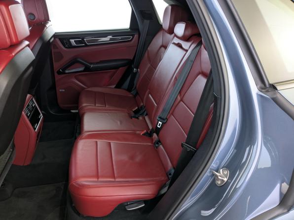 Porsche Cayenne III с пробегом 2018 года, цена 5 555 000 рублей, 91640 км, внедорожник, Автокод Объявления