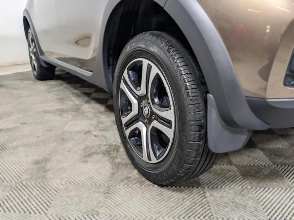 Renault Sandero II Рестайлинг с пробегом 2020 года, цена 1 359 500 рублей, 30000 км, хэтчбек, Автокод Объявления